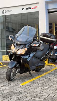 SUZUKI BURGMAN 650 